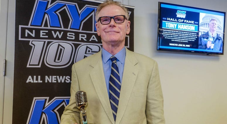 PHOTOS: Retired KYW Newsradio reporter Tony Hanson inducted into Hall of Fame