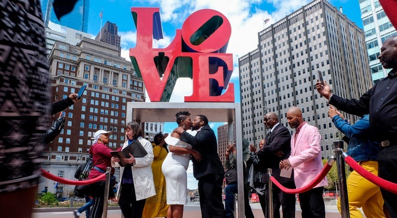 Wedding Wednesdays resume, couples say 'I do' at LOVE Park
