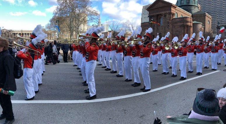Winds up, balloons down, Philly celebrates with 100th Thanksgiving Day Parade 10