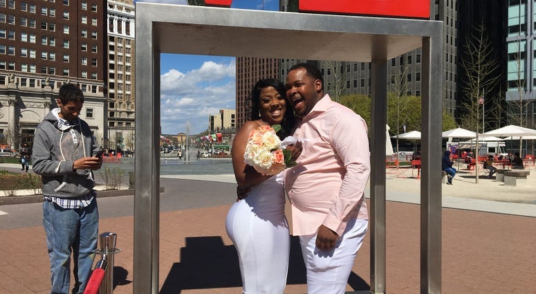 Wedding Wednesdays resume, couples say 'I do' at LOVE Park
