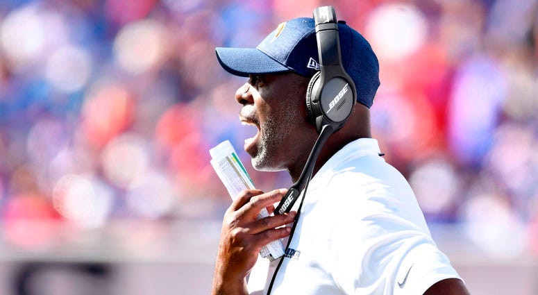 PHOTOS: Buffalo Bills challenged by Chargers in home opener