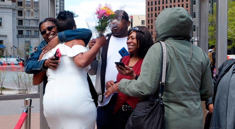 Wedding Wednesdays resume, couples say 'I do' at LOVE Park