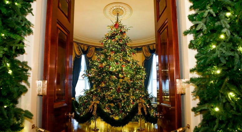 Melania Trump unveils White House Christmas decorations