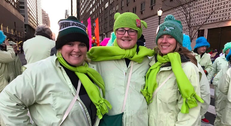 Winds up, balloons down, Philly celebrates with 100th Thanksgiving Day Parade 5