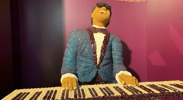Candytopia pop-up exhibit a treat for the senses — but please don't eat the art 8